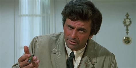 Columbo: Un Genio Indiscreto che Risolve Misteri con Semplicità e Intelligenza Incontenibile!